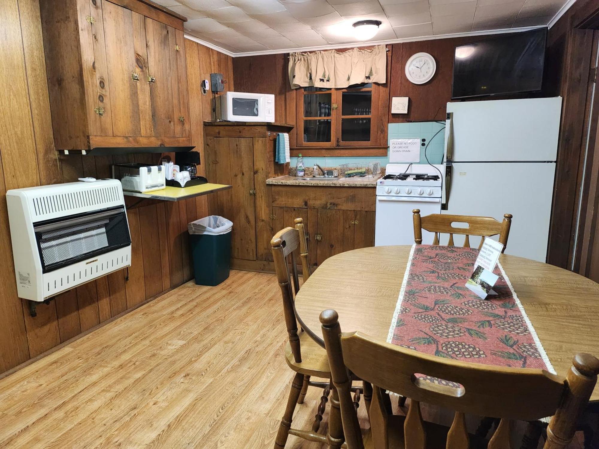 Moreno'S Adirondack Cabins Tasik Saranac Luaran gambar