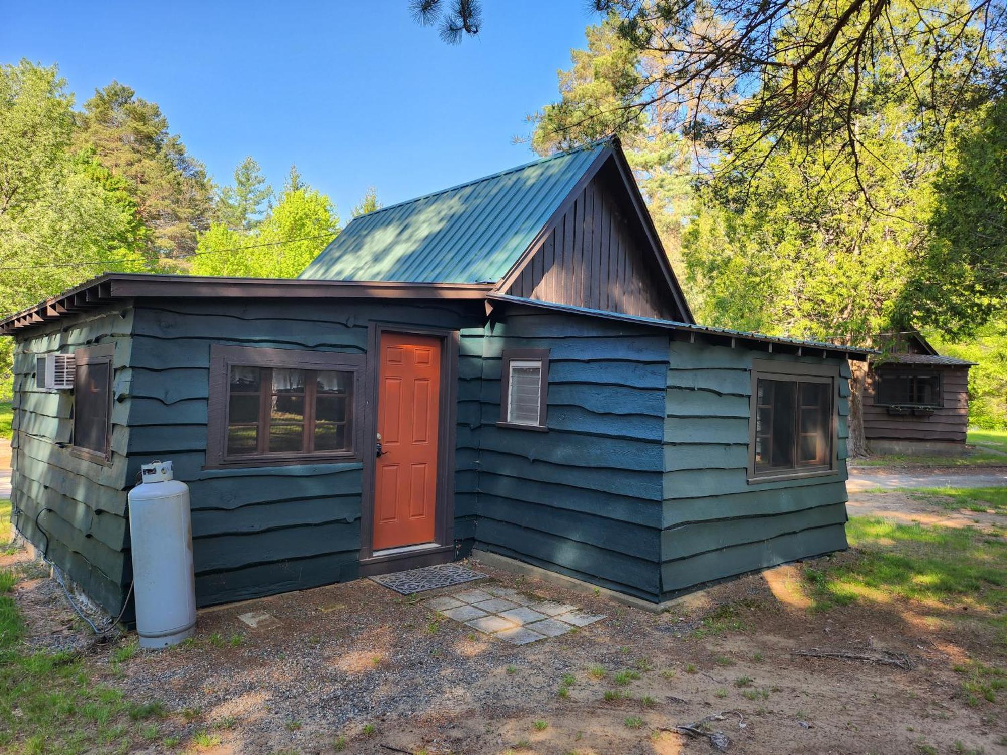 Moreno'S Adirondack Cabins Tasik Saranac Luaran gambar