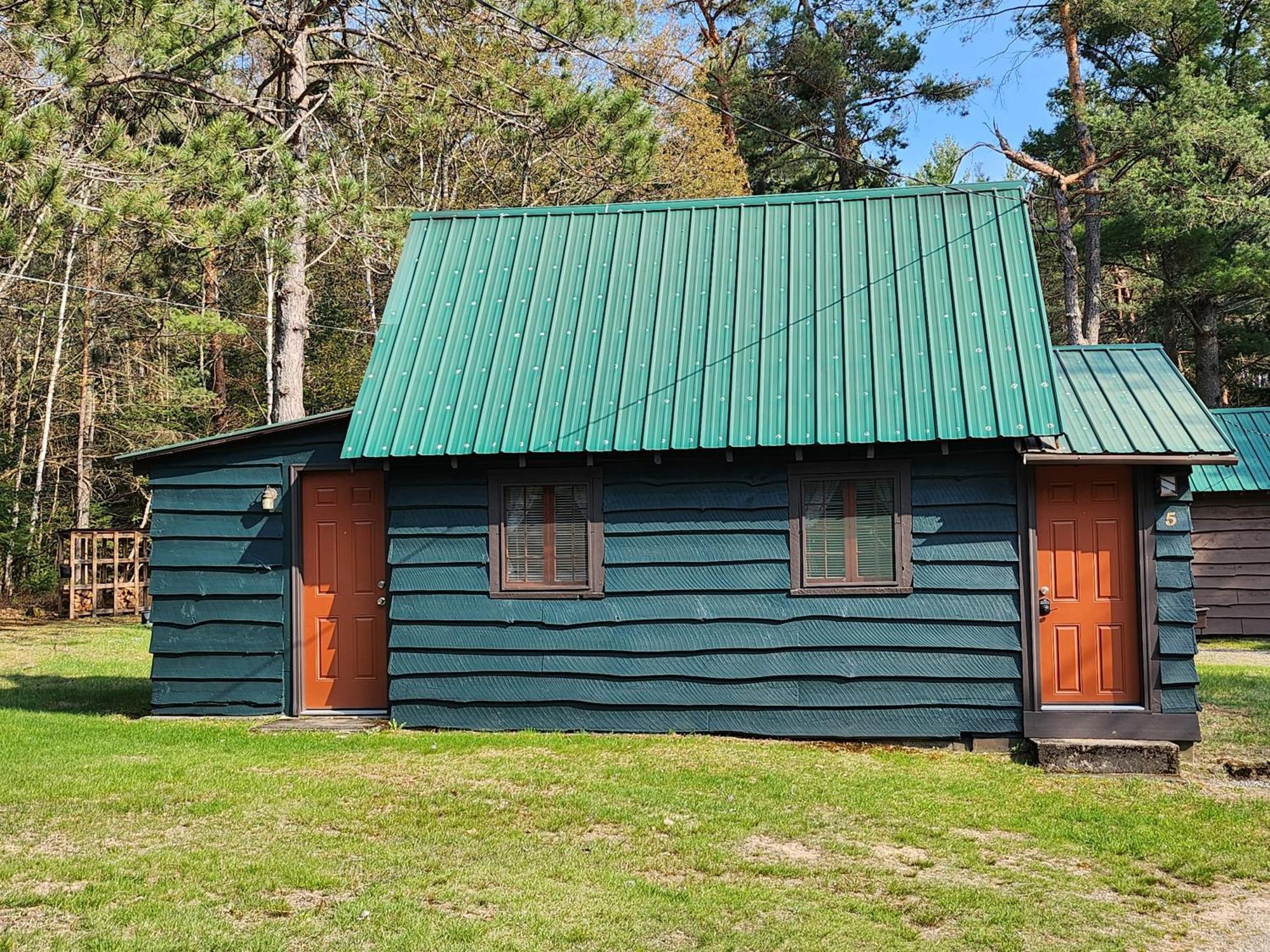 Moreno'S Adirondack Cabins Tasik Saranac Luaran gambar